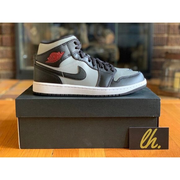 Size 7.5 Nike Air Jordan 1 Mid "Shadow Red" - Picture 3 of 5